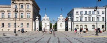 polonya-varsova-universitesi-iranda-universite-okumak-mitra.jpg